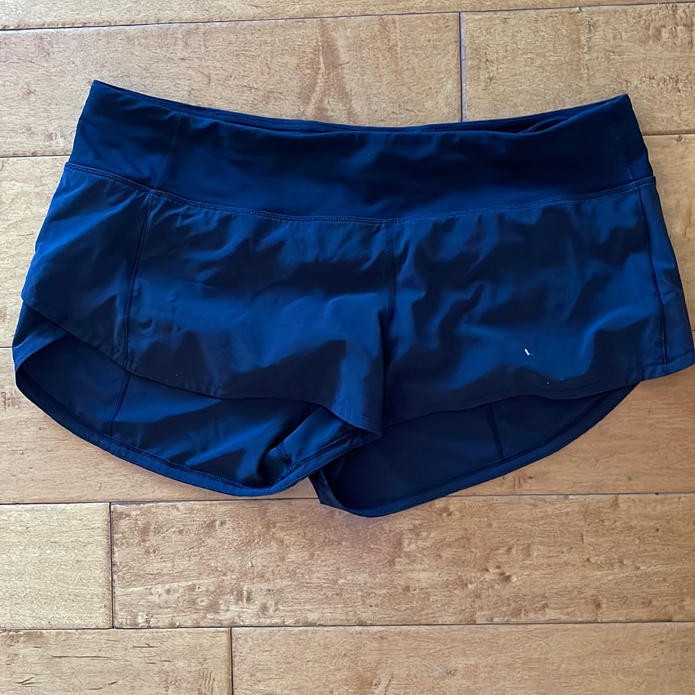 🍋 Lululemon 2.5” Speed Up Lined Black Shorts